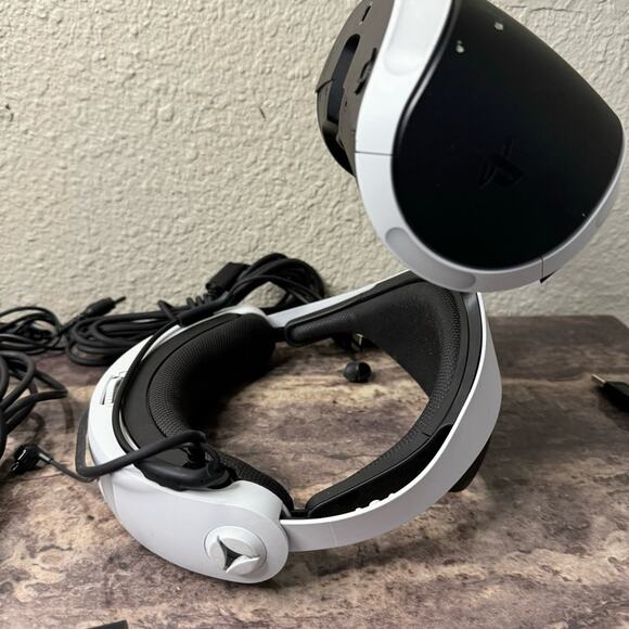 Sony PlayStation PS VR Bundle Virtual Reality Headset - Picture 6 of 15